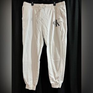 Calvin Klein performance women’s sweatpants w/logo, pockets, adjustable waist